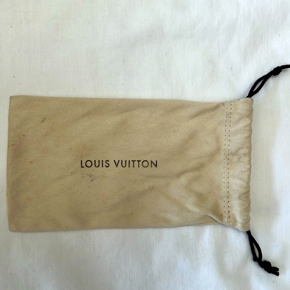 Vintage Louis Vuitton sunglasses. - Picture 7 of 9